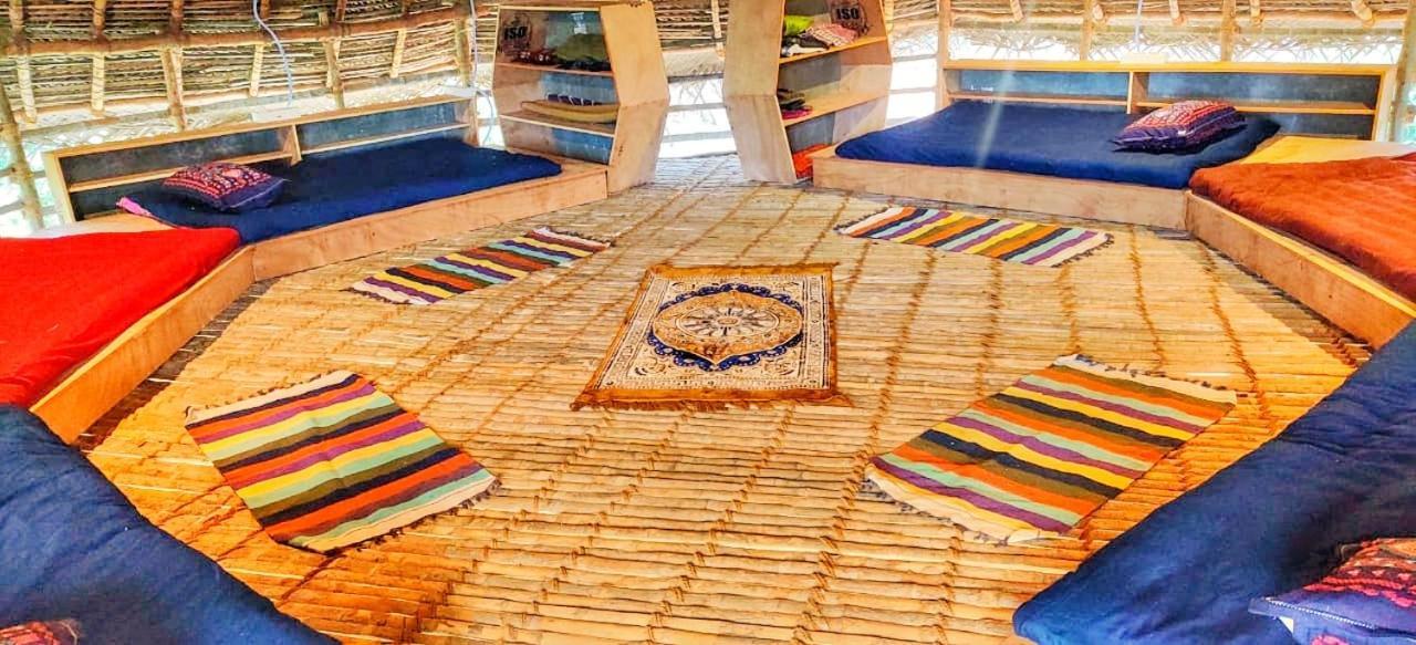 Beyond Community Leilighet Auroville Eksteriør bilde